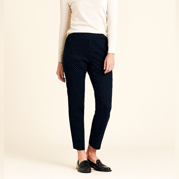 L.L. Bean Pants - L.L. Bean 6 Classic Fit Navy Blue Polka Dot Stretch Dress Pants